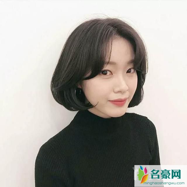 50岁女人显气质发型：知性温婉型短发发型2