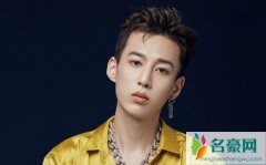 校长张弛个人资料最新消息 网红校长张弛真名直播间ID怎么火的