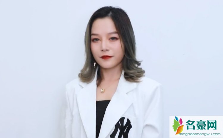君夫人呀