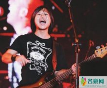 玛莎母亲老公出轨 五月天玛莎继父风流潇洒出轨母亲闺蜜
