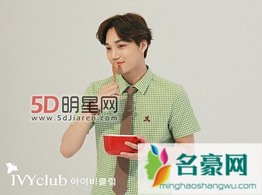 EXO IVYCLUB夏季画报公开 展现清新学长范