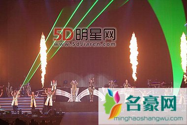 SHINee东京巨蛋演唱会圆满结束 日本累计动员77万人次