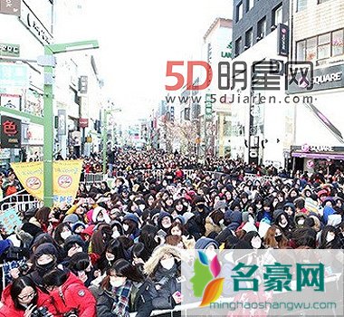 EXO首尔釜山两地粉丝签名会人山人海人气爆棚