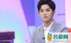 周峻纬婚纱照曝光揭露老婆高清正面照片 周峻纬老婆是谁引发网友不满