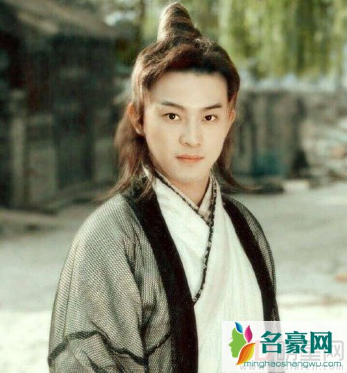 沙溢自称年轻时不输小鲜肉 沙溢年轻照片