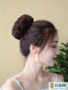 怎样打扮自己更有气质 从发型、穿搭入手就对了