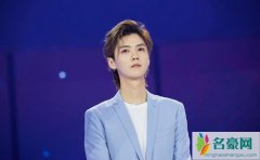 鹿晗手破了是什么梗 鹿晗手破原来是因为这个真相很搞笑