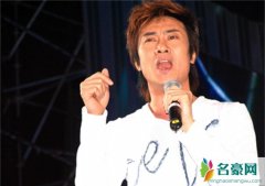 江涛老婆万小牧家世背景显赫 穷小子富家女的爱情故事