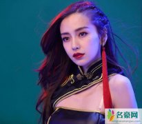 baby现身医院就医 杨颖录制跑男手指受伤被夸太敬业是怎么回事