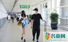 杨幂返港看小糯米 获刘恺威接机护送