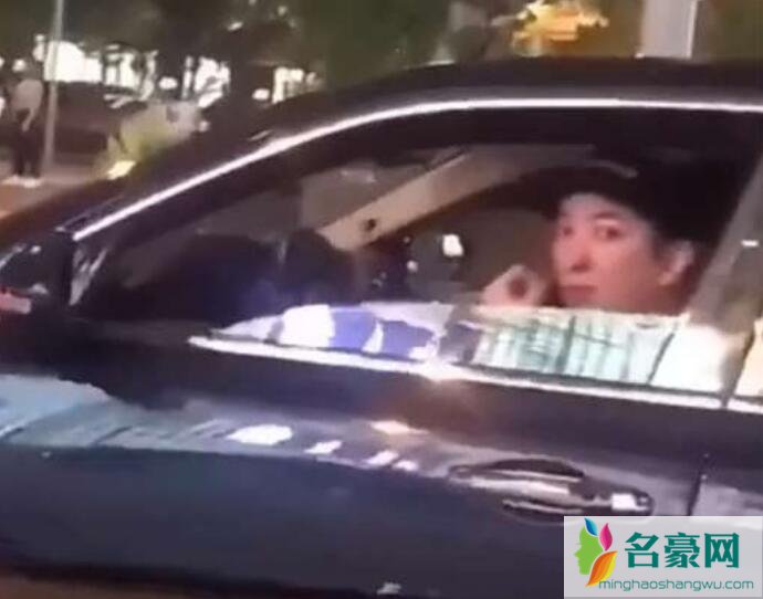 王思聪为什么被路人漫骂