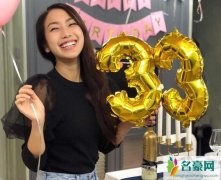 姜丽文男朋友柏豪资料 小男友柏豪家庭资料曝光背景了得