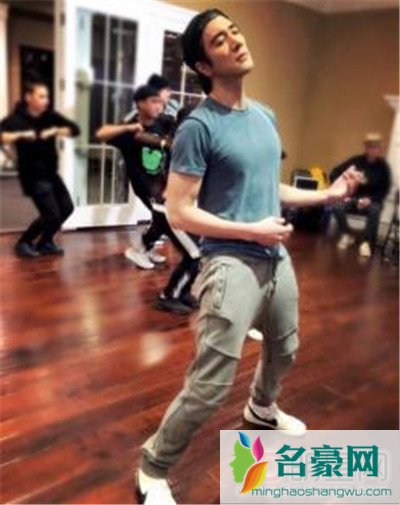 王力宏现在怎么不火了 有人说他是江郎才尽,我偏说他是厚积薄发