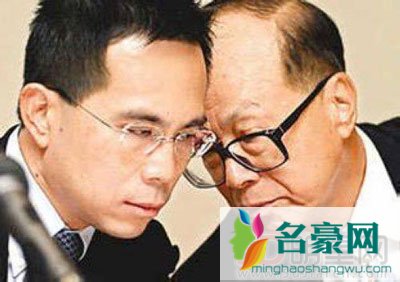 李兆基与李嘉诚恶斗 反正有火的时候就去教训一下李嘉诚