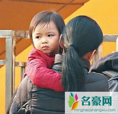 刘德华老婆朱丽倩照片 马来西亚大家族的富家小姐很清白即漂亮又有钱