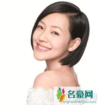 小s家暴是真的吗 挺可怜的,生了三个还挨打要是一般人早离了