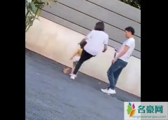 商家回应踢童模的是妈妈 网友质疑童模妞妞被暴力已是家常便饭吗
