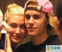 比伯给海莉写情诗 比伯情诗曝光被粉丝吐槽太肉麻