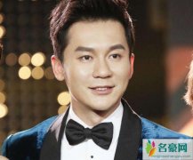 李晨现身英国餐厅 网友猜测李晨在英国策划求婚范冰冰