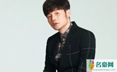 李荣浩怎么火起来的 眼睛小颜值低的李荣浩怎么出道的