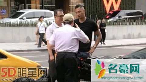 陈建州跑车被撞好心没要赔偿 被汽车公司照顾免费维修