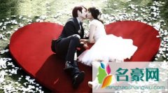 金希澈郭雪芙夫妇婚纱照结婚照 金希澈郭雪芙接吻吻戏