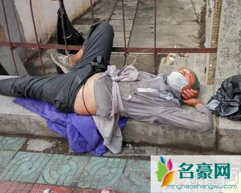 《年轮》中童星李传成为乞丐 患上精神分裂整日不露面
