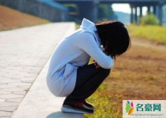 作业没写完装失忆 14岁少女玛丽苏脑残剧看太多智商下线了