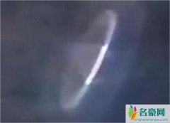 澳洲夜空神秘光圈极似UFO 警方官宣表示看来我们并不孤单