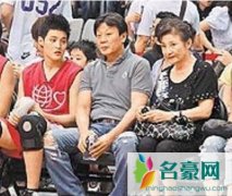 寇世勋大小老婆照片 演员寇世勋的两个老婆