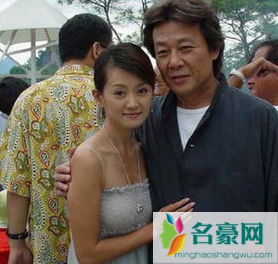 寇世勋大小老婆照片 演员寇世勋的两个老婆