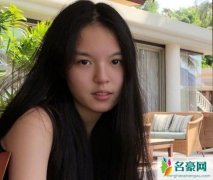 李咏的女儿为什么叫法图麦 李咏女儿曾因太丑被骂哭如今美翻