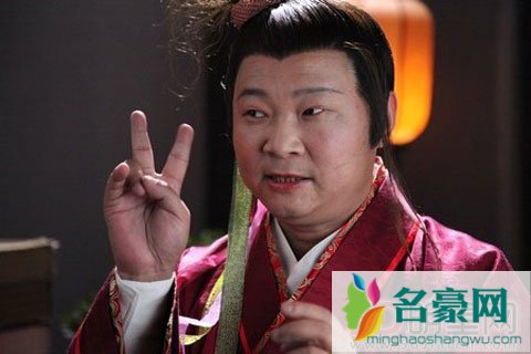 赵亮饰演丑角出名 如今成深山养鸡大户