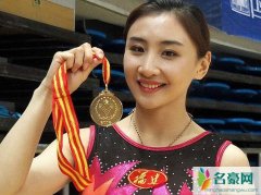 何雯娜男友是谁 何雯娜公布新恋情男友李辰资料背景曝光