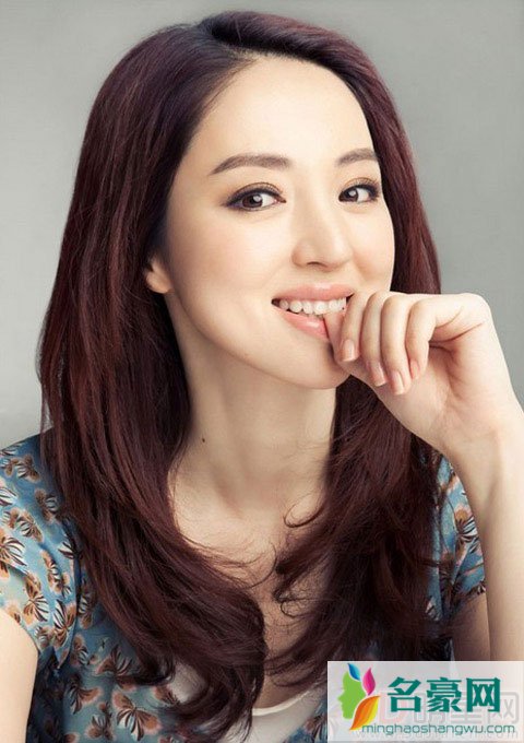 高云翔捧女儿过节 董璇吃醋败给小情人