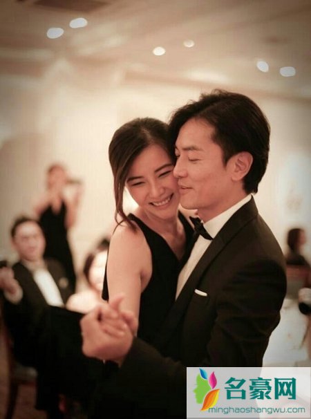 郑伊健的老婆妻子是谁叫什么 郑伊健现在的老婆