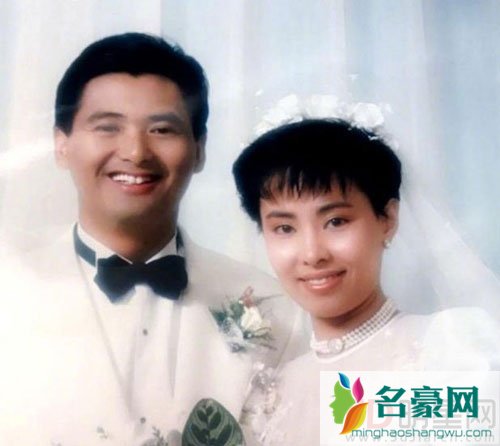 周润发与妻子婚后30年没孩子 陈荟莲首谈原因
