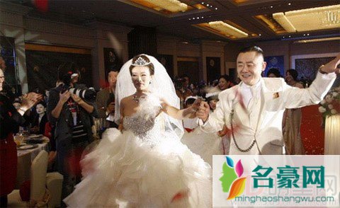 周立波保释与妻子回家 周立波子女揭秘