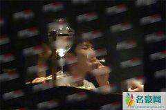 王源回应抽烟事件道歉 王源遭捆绑人设如今啪啪打脸