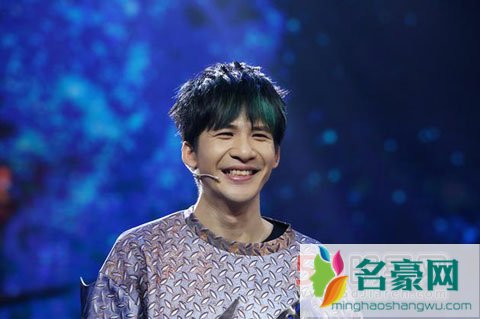 周杰说话不注意方式与观众争执 称大张伟过度消费自己