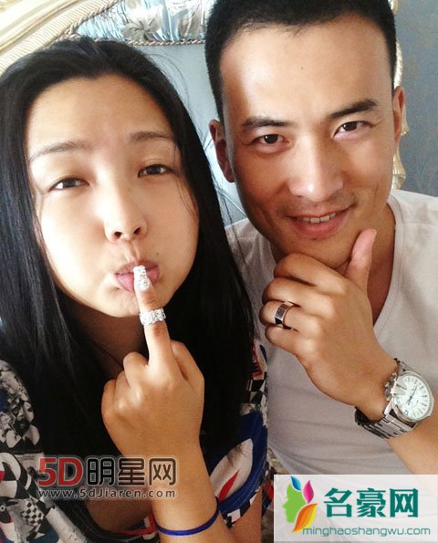 郝子铭何洁性格不合离婚 初恋男友受采访