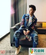潘玮柏新歌《失眠》疑似抄袭 粉丝护航称作曲人房振刚的问题