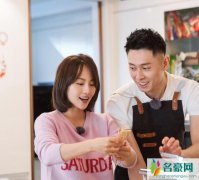 天涯扒买超张嘉倪 买嘉秀被指恩爱全靠装