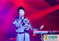 曾轶可强调自己没有不配合边检 曾轶可小号发长文揭露耍大牌始末
