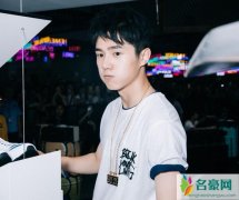 刘昊然被曝留级 揭露刘昊然延期毕业背后原因粉丝表示心疼