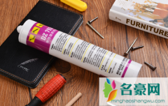 什么胶能在瓷砖上粘牢东西 瓷砖日常清洗有哪些技巧