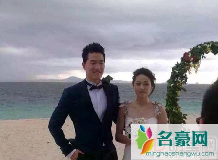 刘翔被曝斐济迎娶吴莎 教练回应拍婚纱照