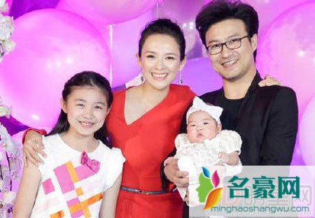 汪峰为大女儿庆生 章子怡葛荟婕亲妈继母双双送祝福