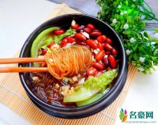 吃酸辣粉被罚款 揭露公司吃酸辣粉遭罚款引网友吐槽这有错吗？