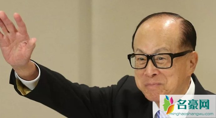 网友一片赞扬纷纷表示李嘉诚太慷慨
